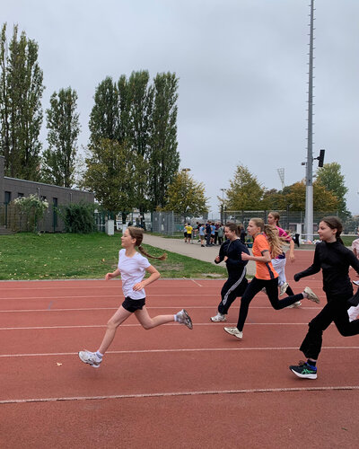  Laufen, springen, werfen und das eigene Können zeigen!

Bei den diesjährigen Bundesjugendspielen unserer...